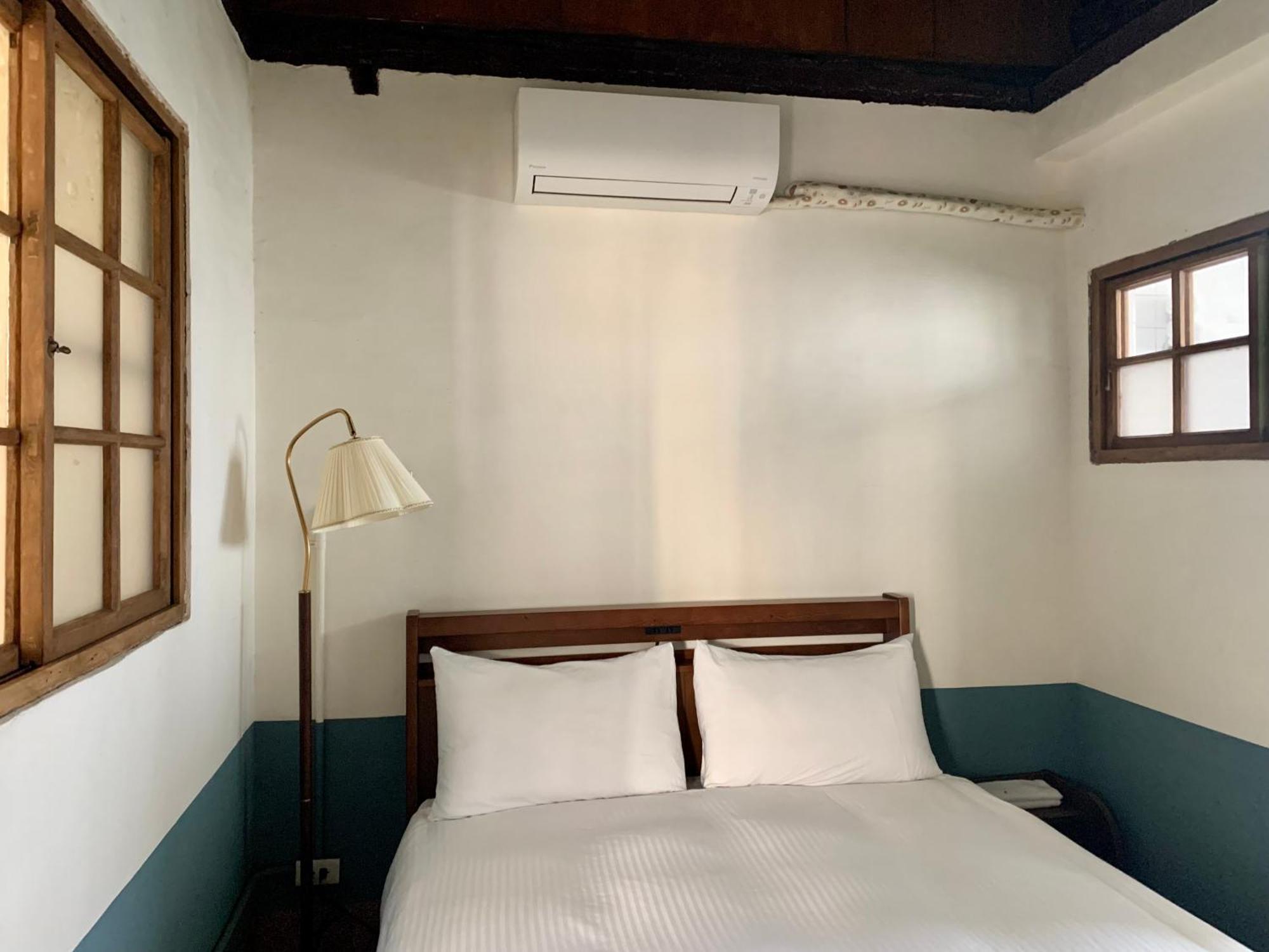 Neat Hostel Tainan Extérieur photo
