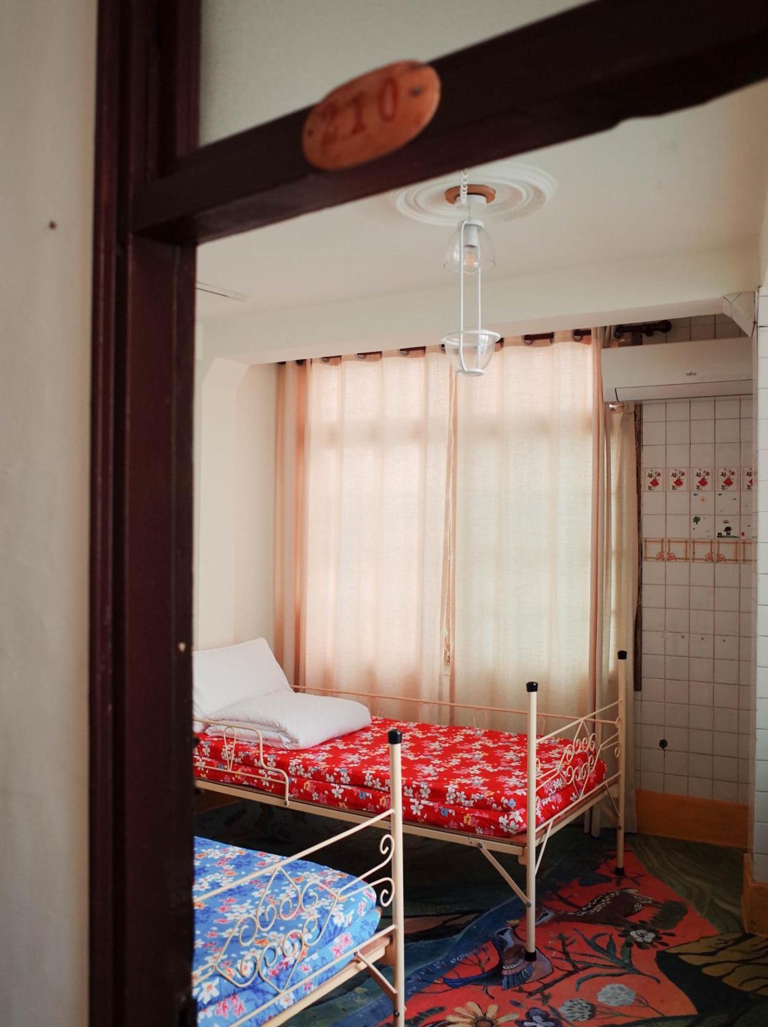 Neat Hostel Tainan Chambre photo